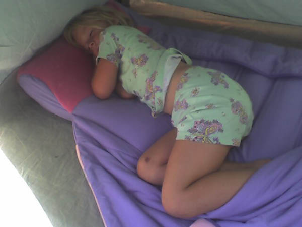 Last Kitten Rising ... Katherine sleeps in until we have to break down the tent