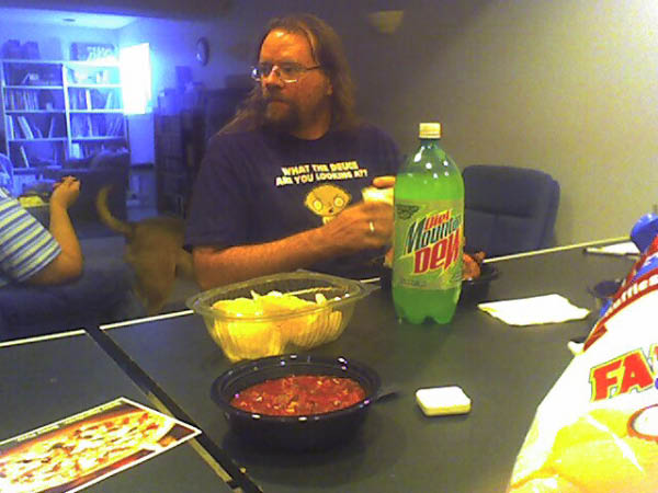 How many Gaming Food Stereotypes can you find in this picture with Lee?